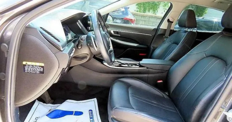 Hyundai Sonata 
