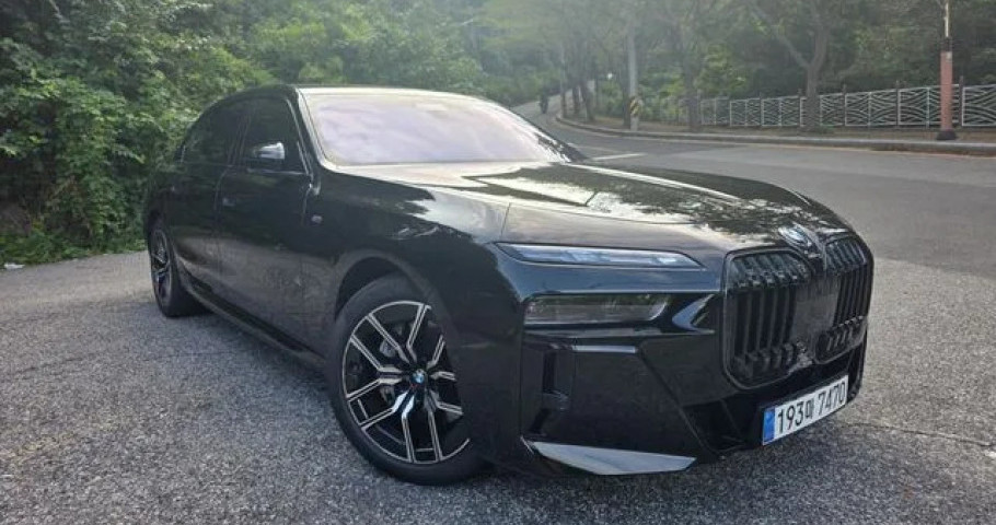 Bmw 7-Series 