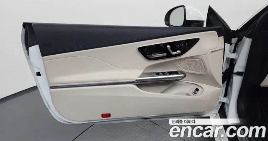 Mercedes-Benz Cle-Class 