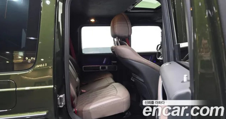 Mercedes-Benz G-Class 