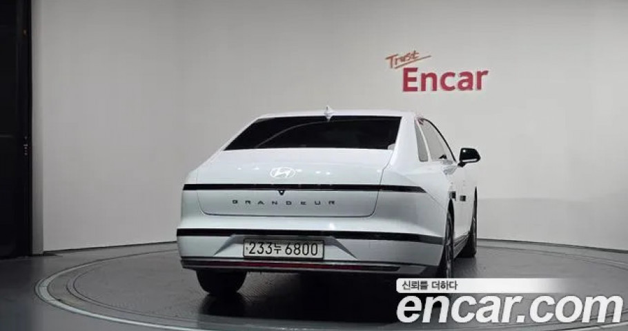 Hyundai Grandeur 