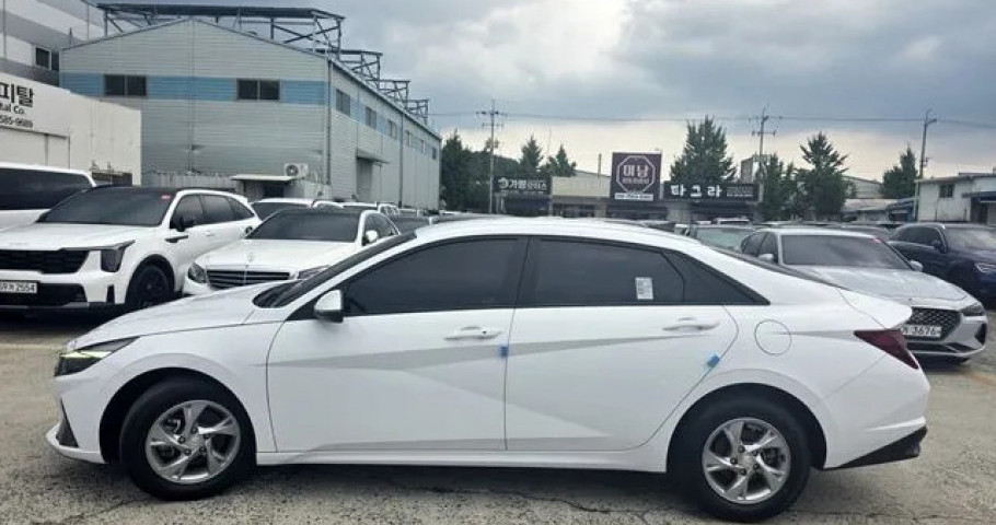 Hyundai Avante (Elantra) 
