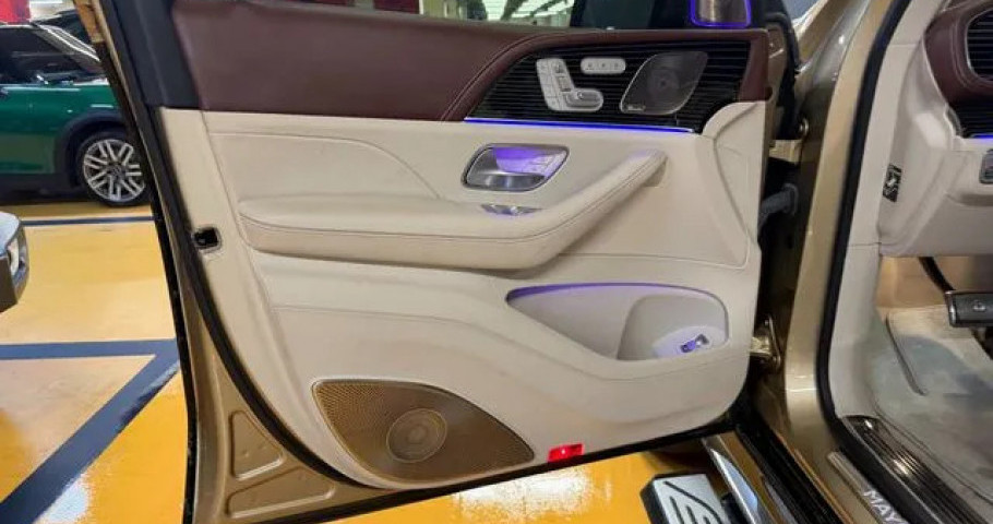 Mercedes-Benz Gls-Class 