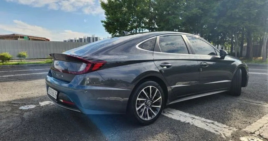 Hyundai Sonata 