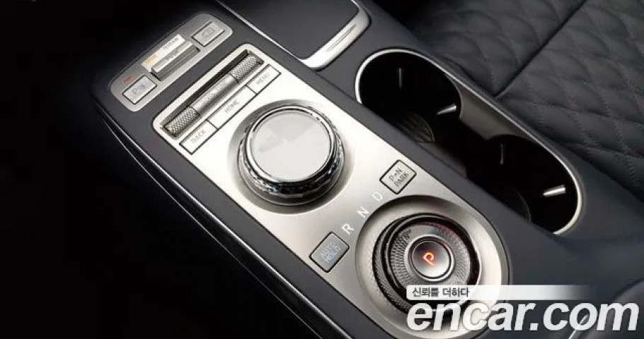 Genesis Gv70 