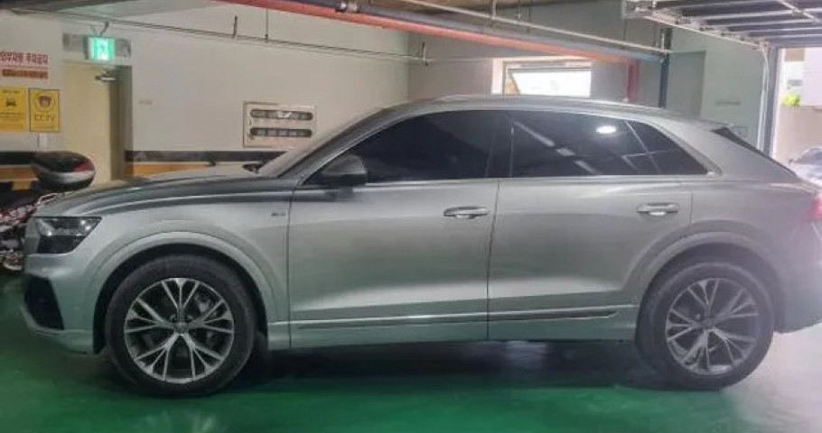 Audi Q8 