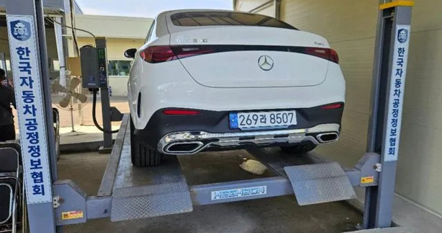 Mercedes-Benz Glc-Class 