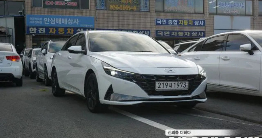 Hyundai Avante (Elantra) 
