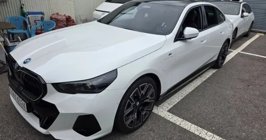 Bmw 5-Series 