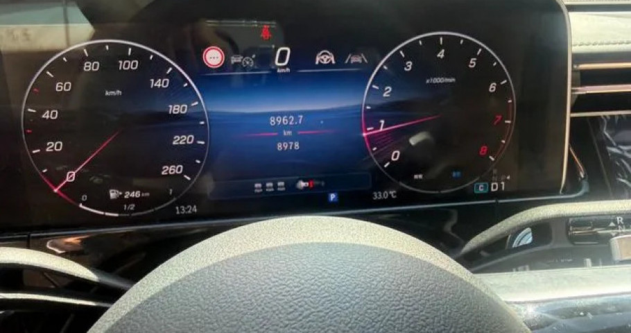 Mercedes-Benz E-Class 