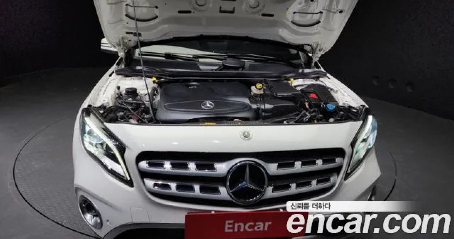 Mercedes-Benz Gla-Class 