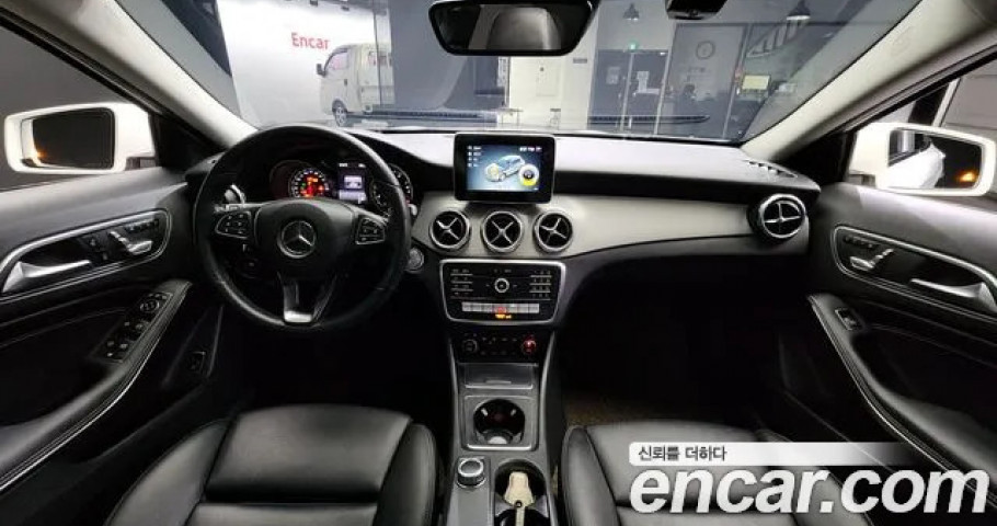 Mercedes-Benz Gla-Class 