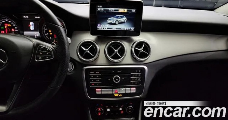 Mercedes-Benz Gla-Class 