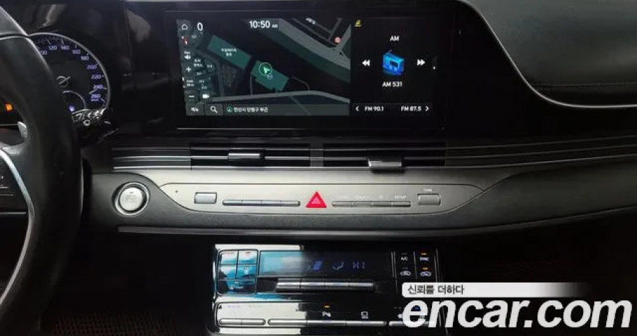 Hyundai Grandeur 