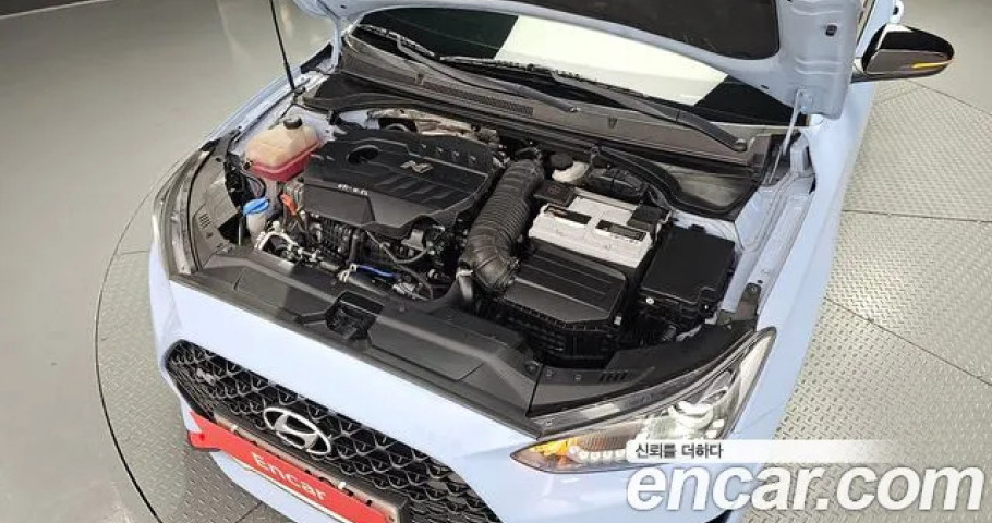Hyundai Veloster 