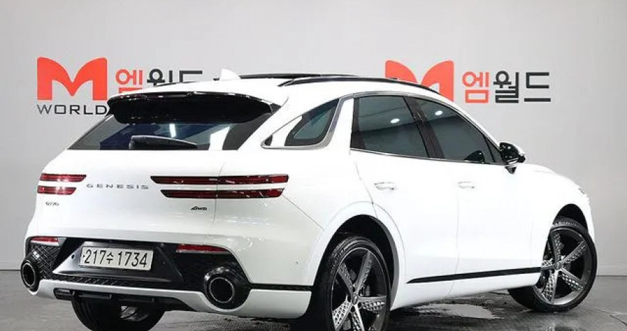 Genesis Gv70 