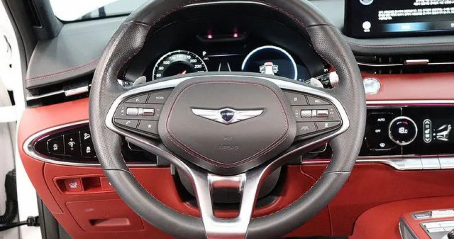 Genesis Gv70 