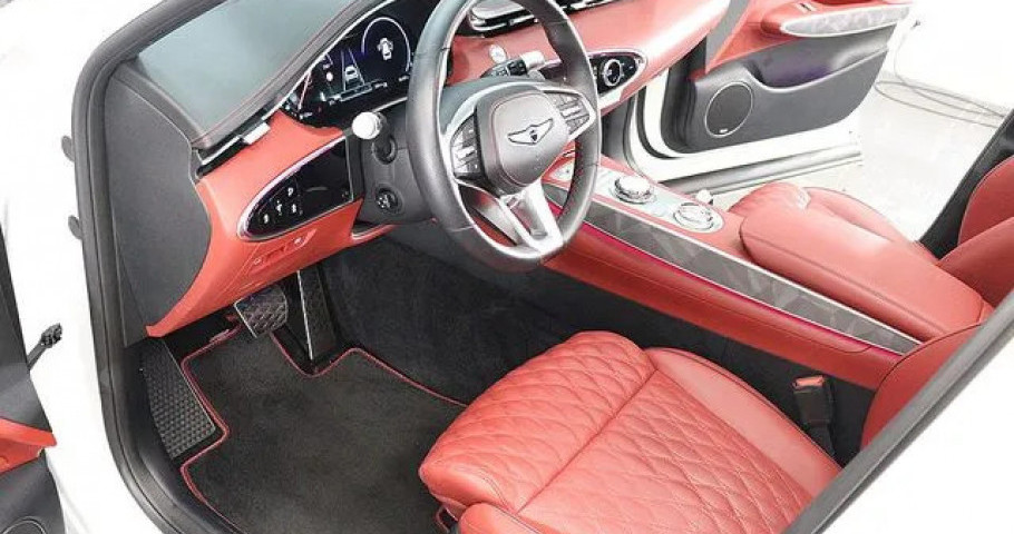 Genesis Gv70 