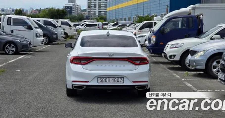 Hyundai Grandeur 