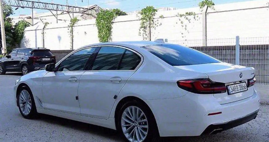 Bmw 5-Series 