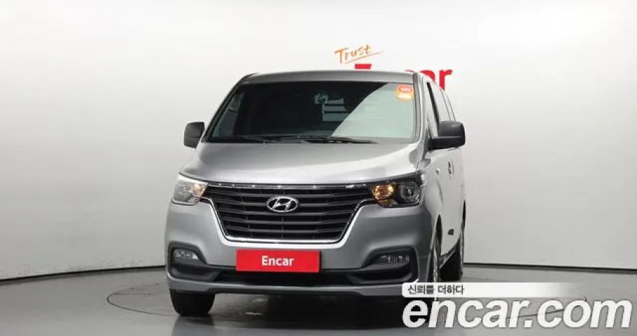 Hyundai Starex 
