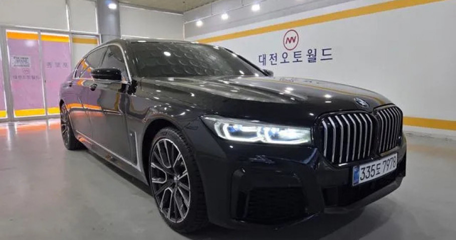 Bmw 7-Series 