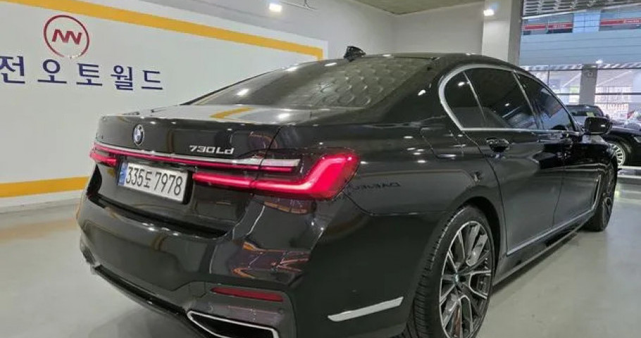 Bmw 7-Series 