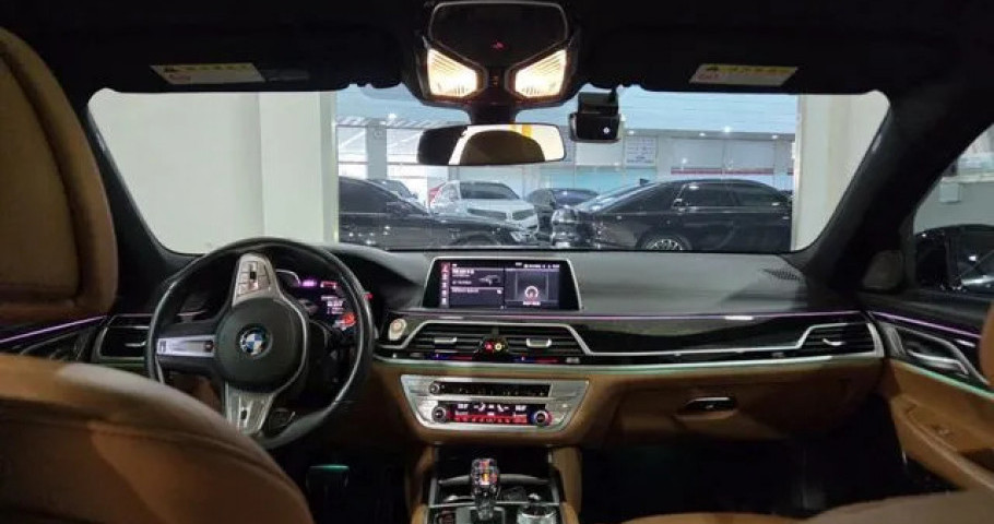 Bmw 7-Series 