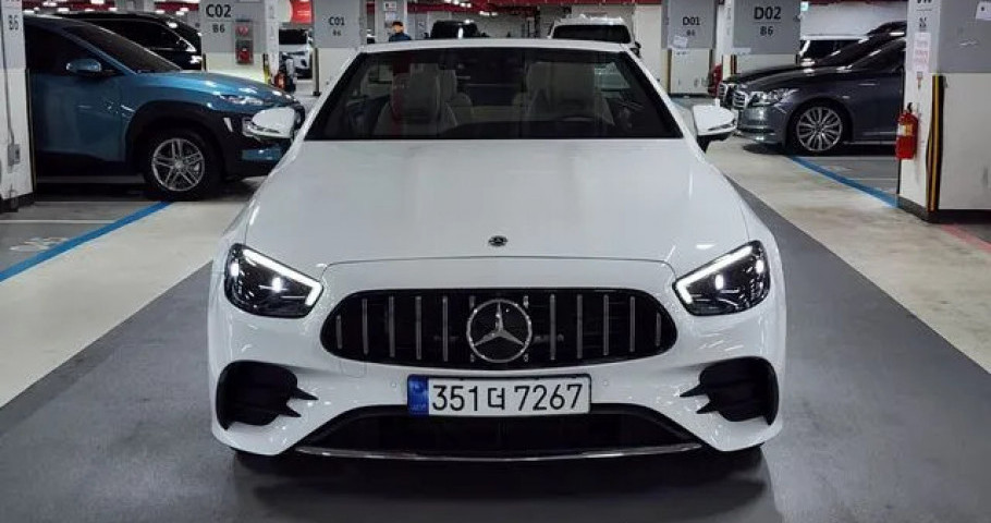 Mercedes-Benz E-Class 