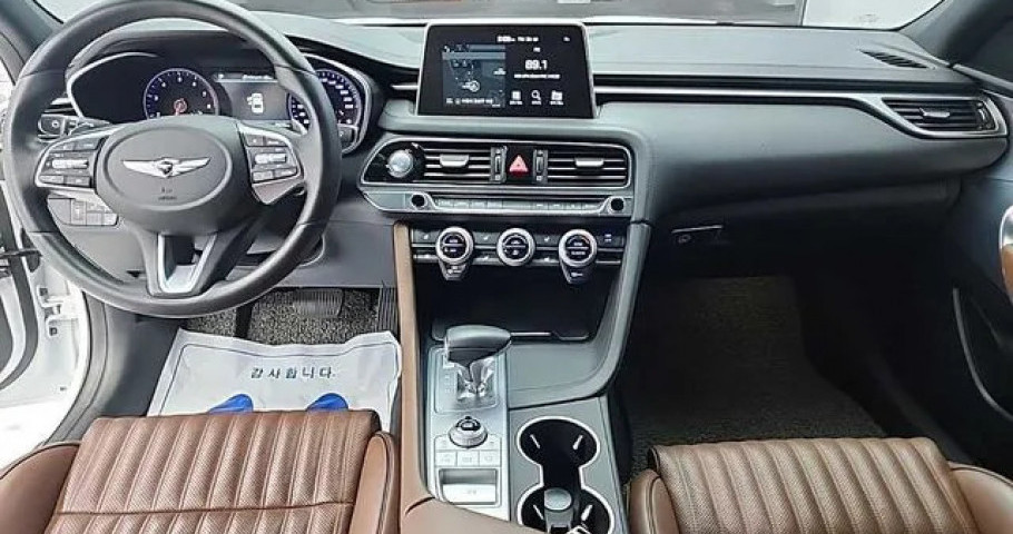 Genesis G70 