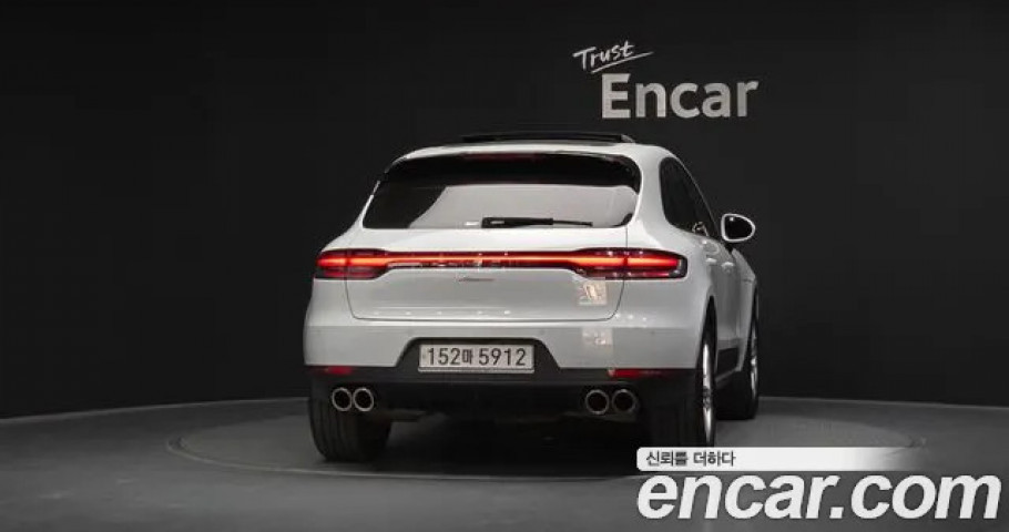 Porsche Macan 