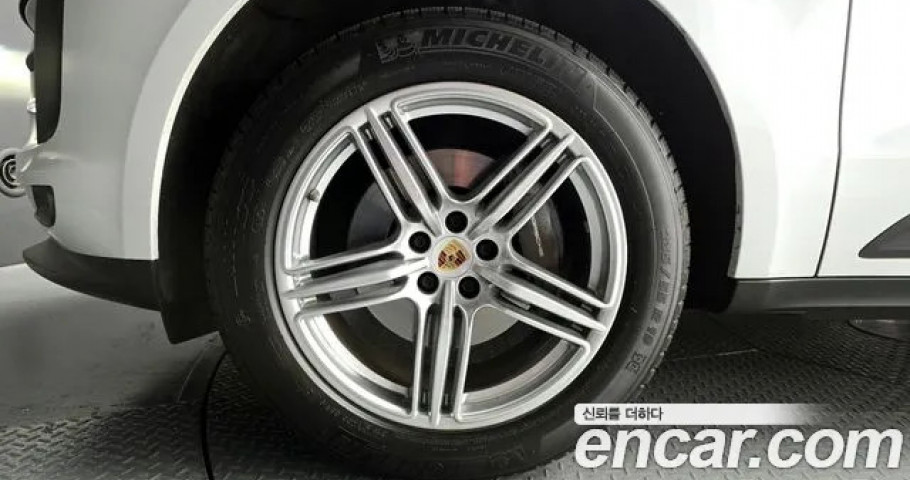 Porsche Macan 