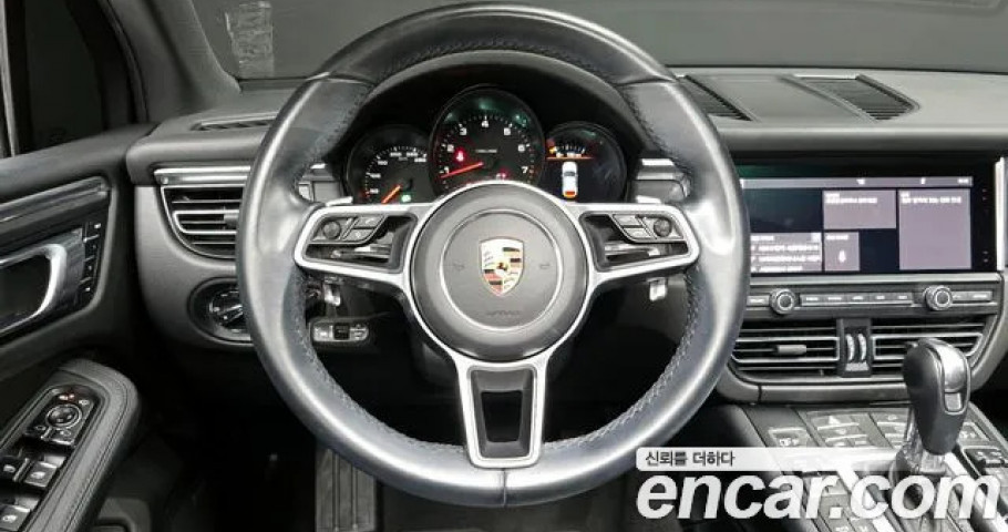 Porsche Macan 
