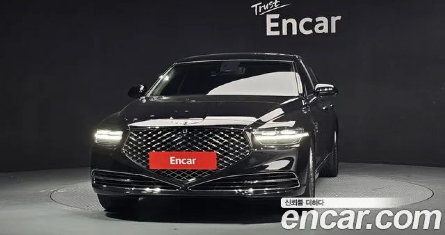 Genesis G90 