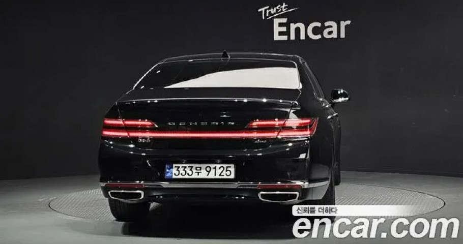 Genesis G90 