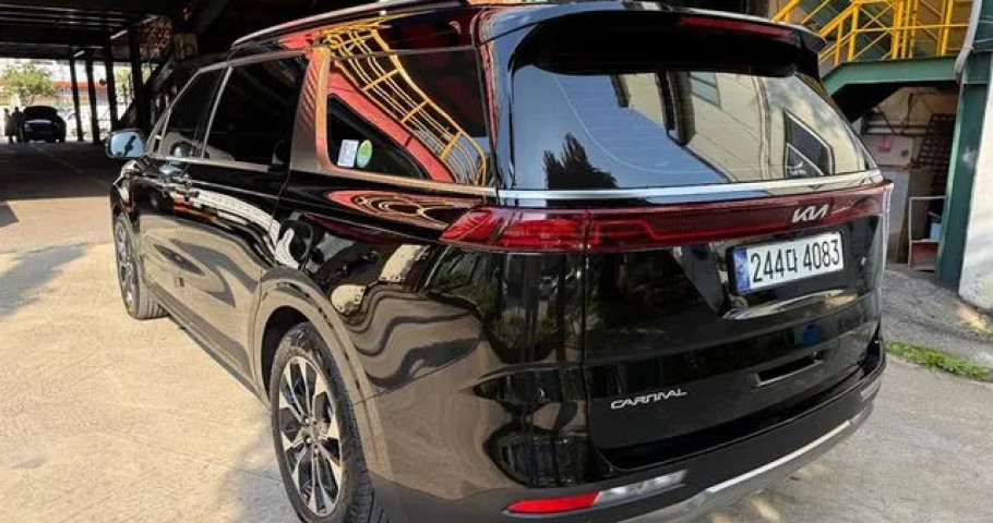 Kia Carnival 
