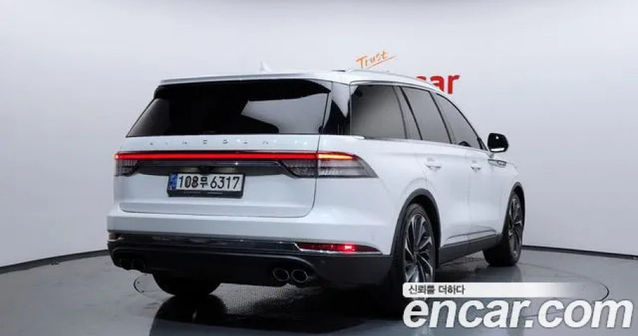 Lincoln Aviator 