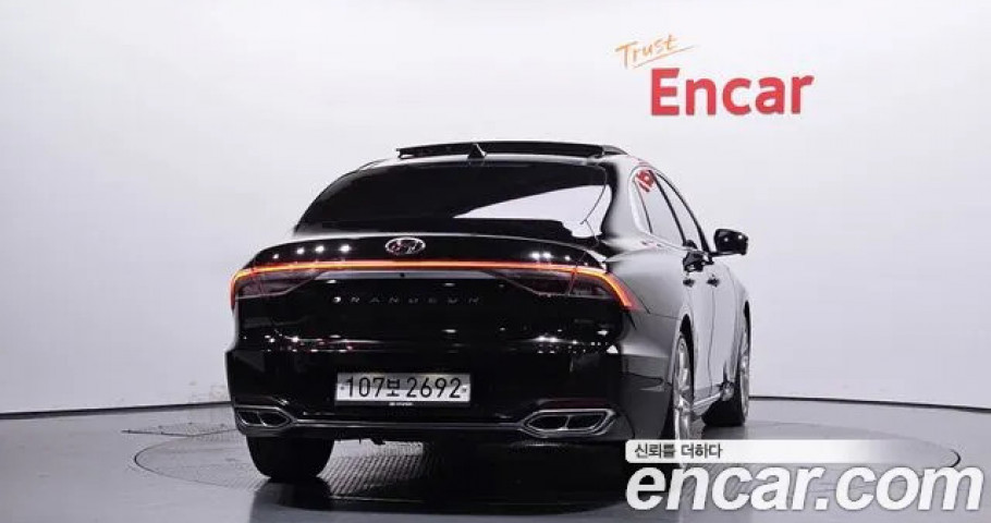 Hyundai Grandeur 
