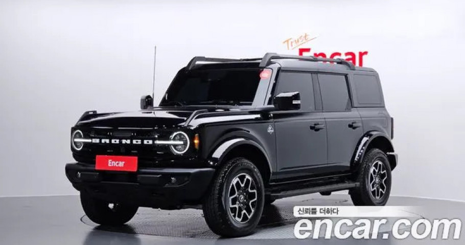 Ford Bronco 