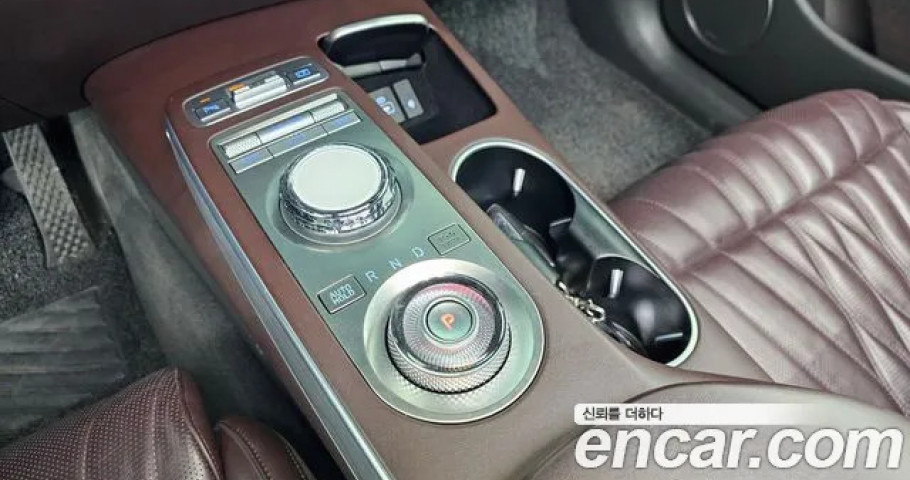 Genesis Gv70 