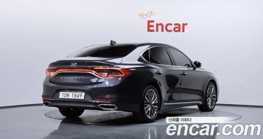 Hyundai Grandeur 