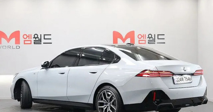 Bmw 5-Series 
