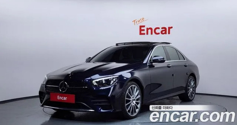 Mercedes-Benz E-Class 