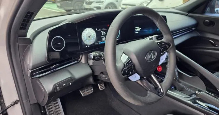 Hyundai Avante (Elantra) 
