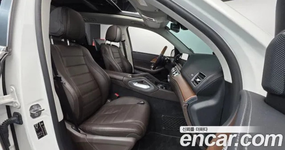 Mercedes-Benz Gls-Class 