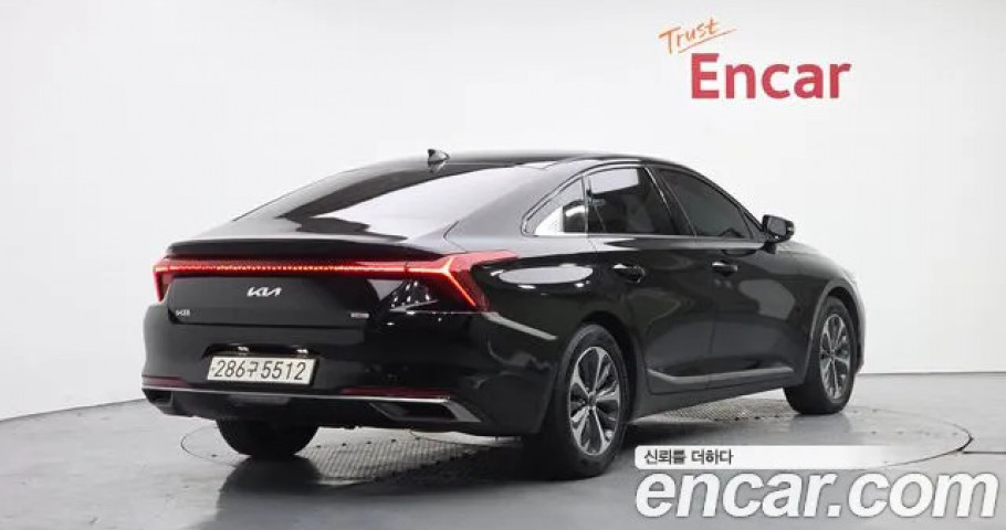 Kia K8 