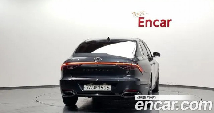 Hyundai Grandeur 