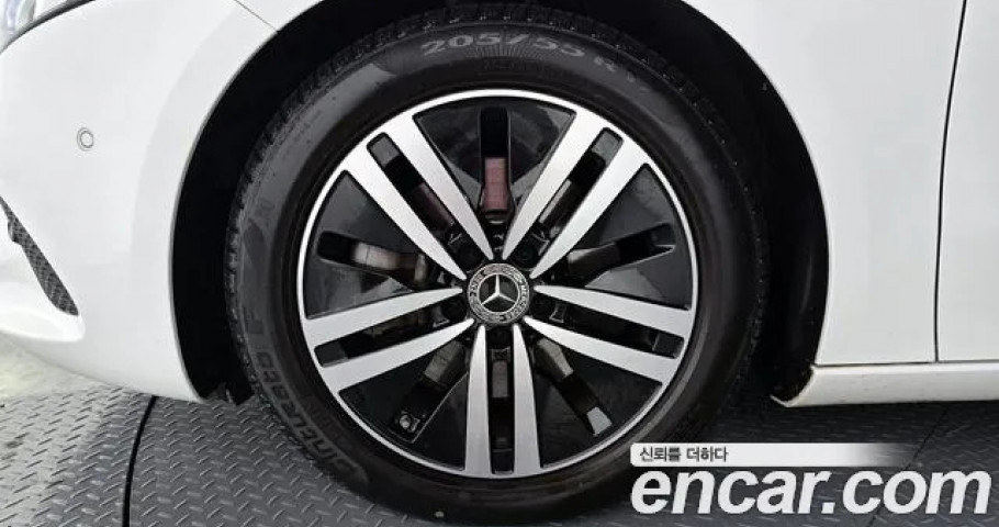 Mercedes-Benz A-Class 