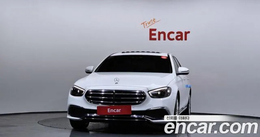 Mercedes-Benz E-Class 