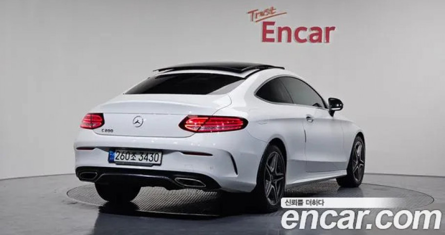 Mercedes-Benz C-Class 